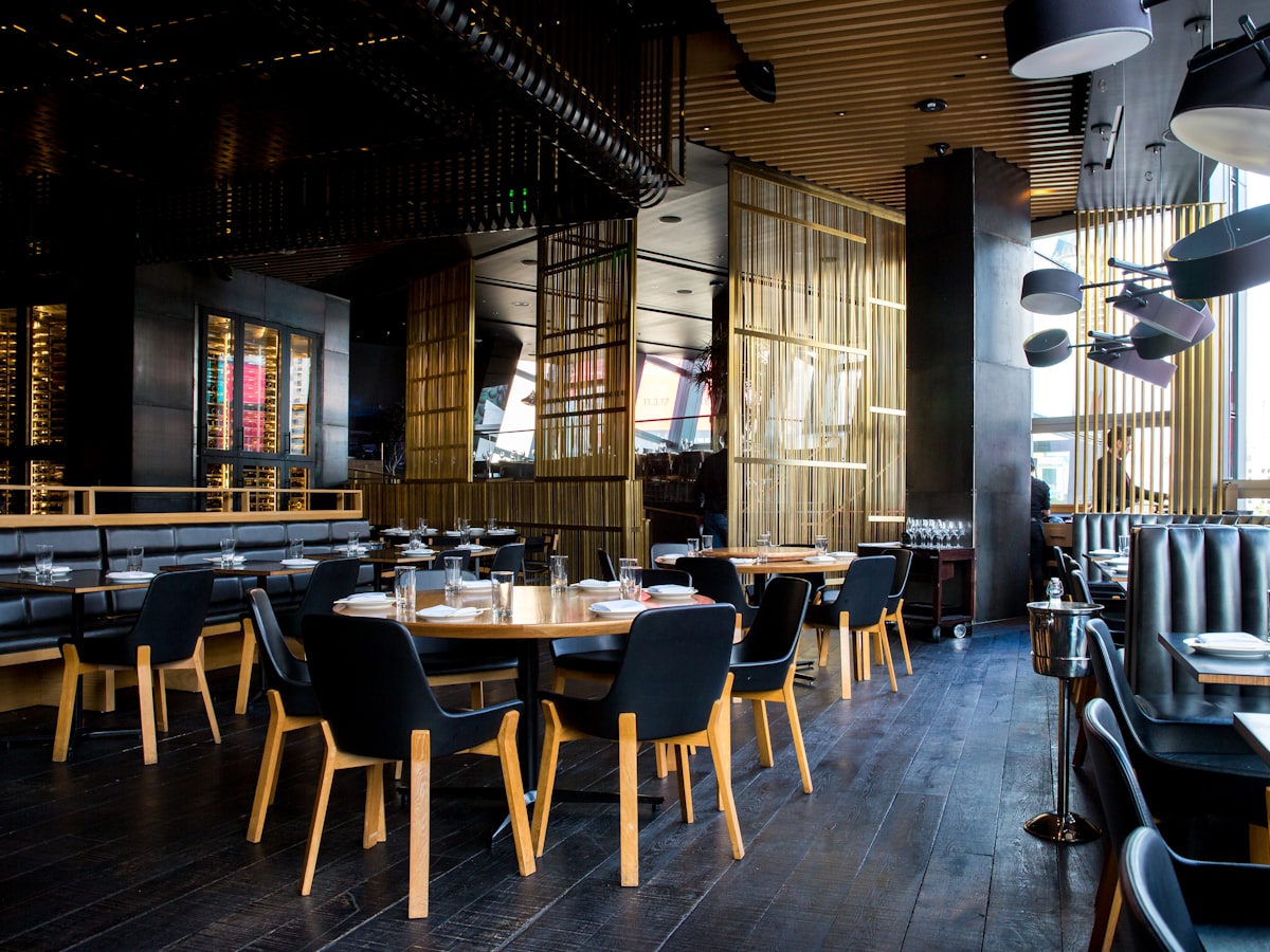 Restaurant traditionnel avec place de recharge